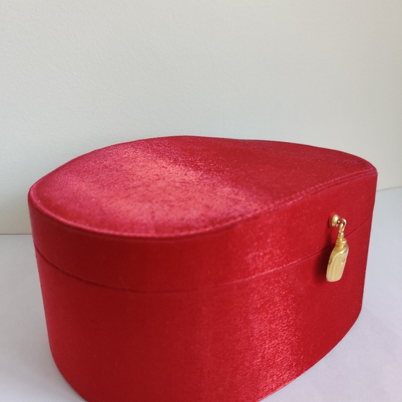 Vintage Dior Vanity Red Satin Box 💄 - Picture 3 of 12